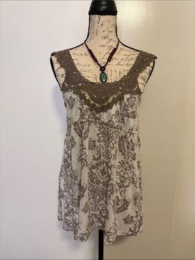 Testament *Taupe and Cream Crochet Trim Tank